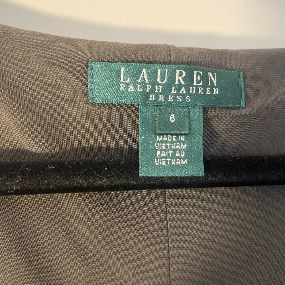 Lauren Ralph Lauren Gray Lace Sequin Cocktail Dress - Picture 6 of 8